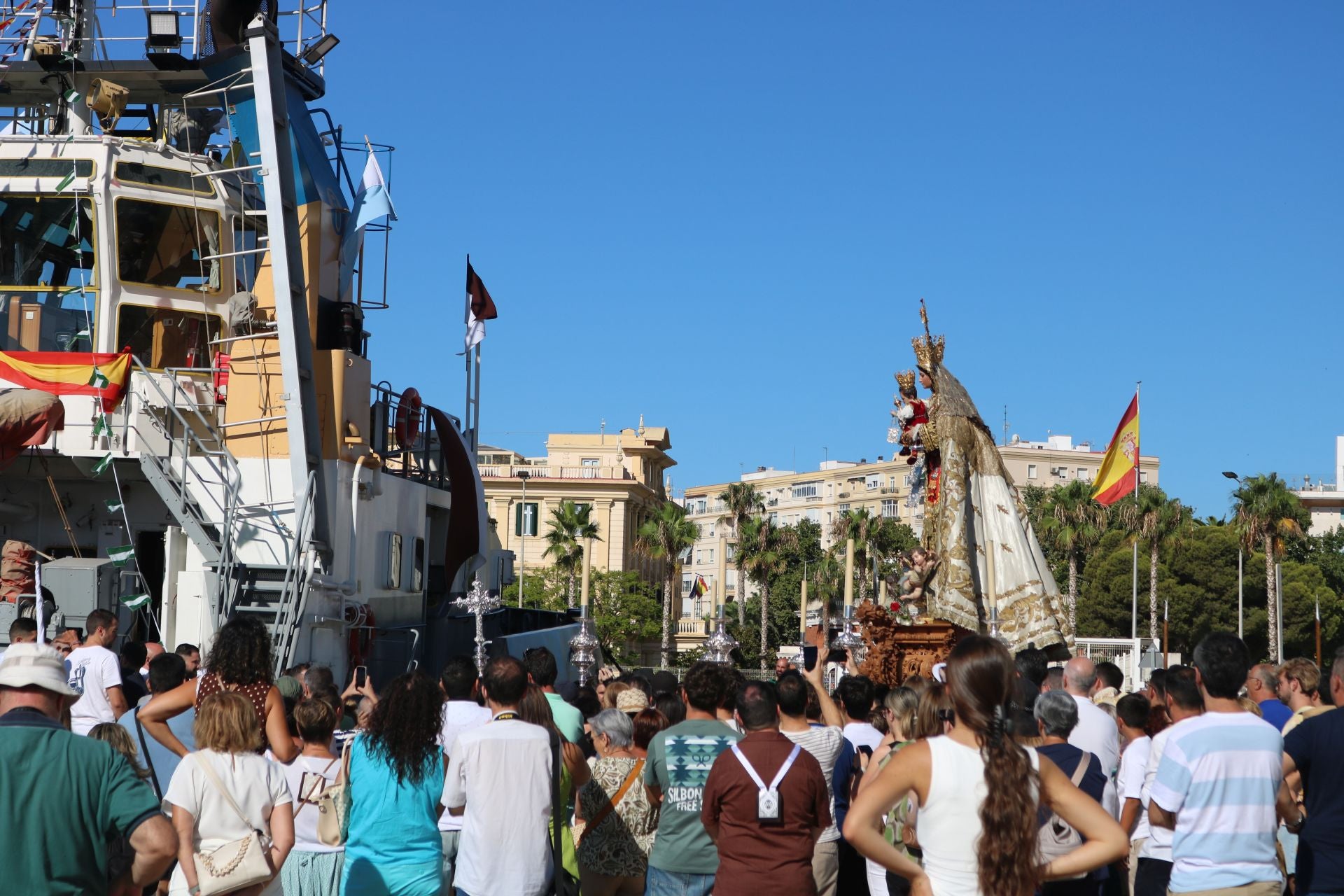 Procesión marinera de la Virgen del Carmen de El Perchel