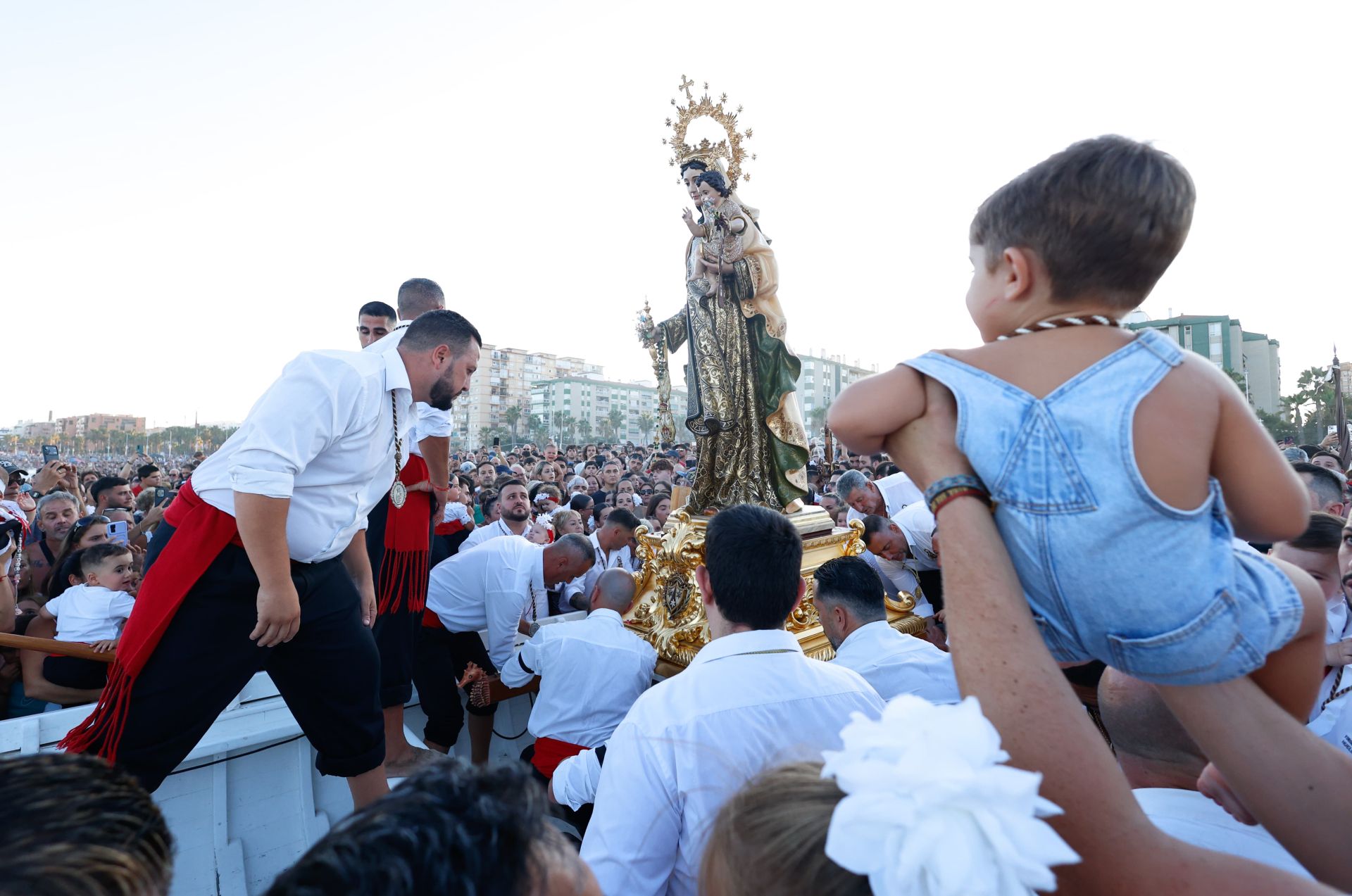 Procesión de la Virgen del Carmen de Huelin