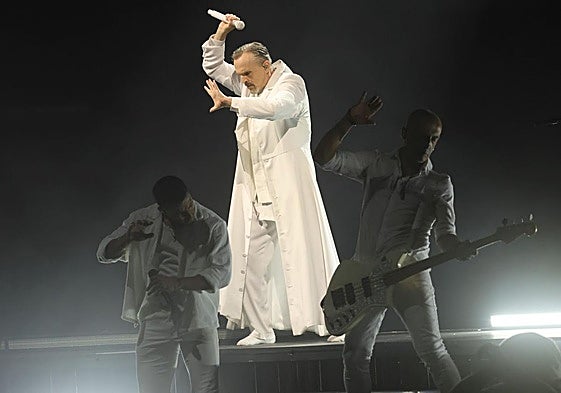 El concierto de Miguel Bosé en Starlite, en imágenes