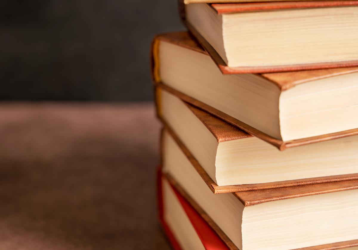 Condenados a pagar 22.000 euros a los herederos de un jubilado al que estafaron con la venta de libros