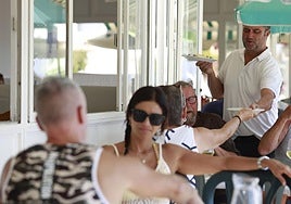 Los servicios y el turismo explican el aumento del empleo en Málaga.