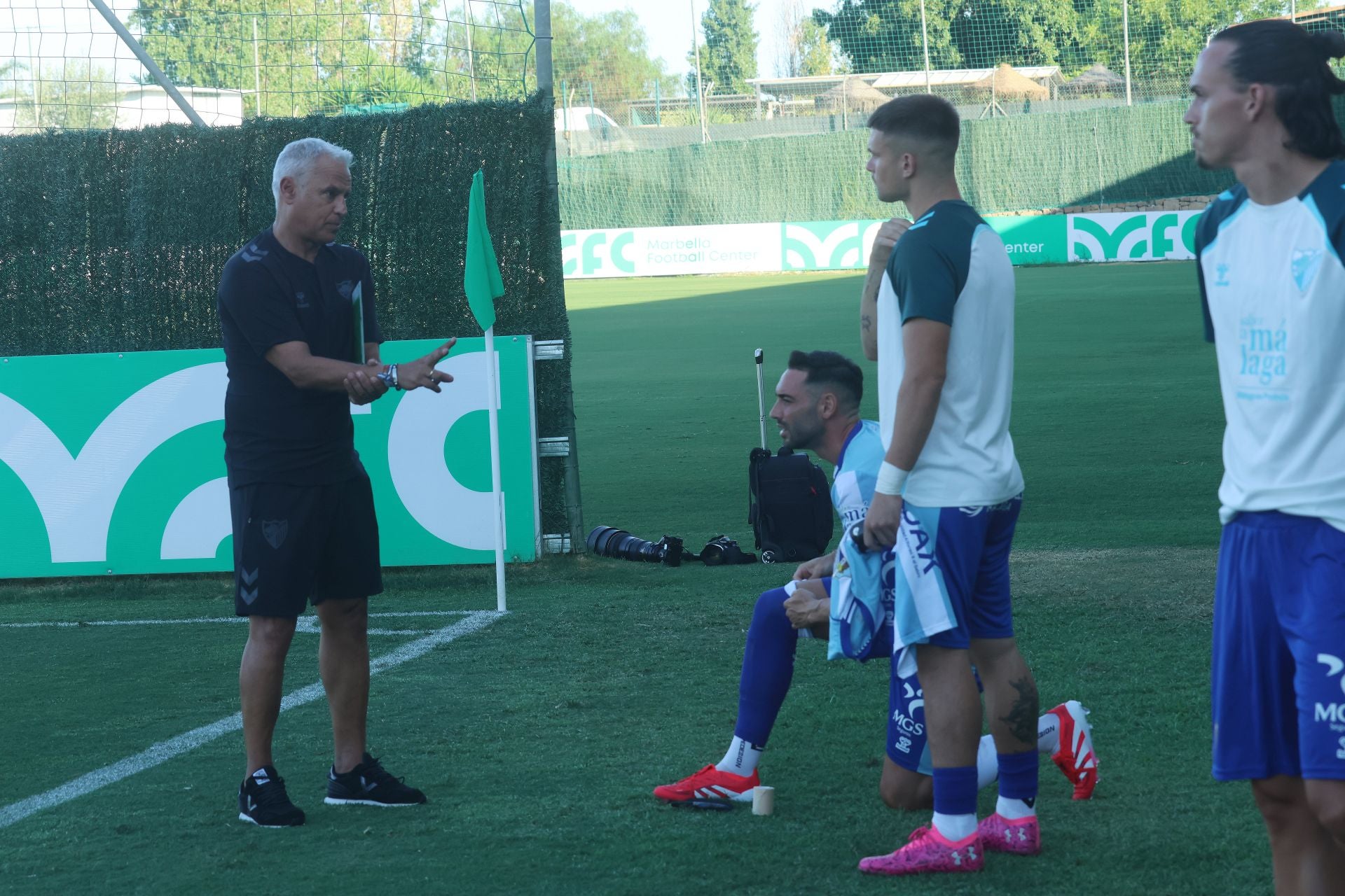 El amistoso Almería- Málaga, en imágenes