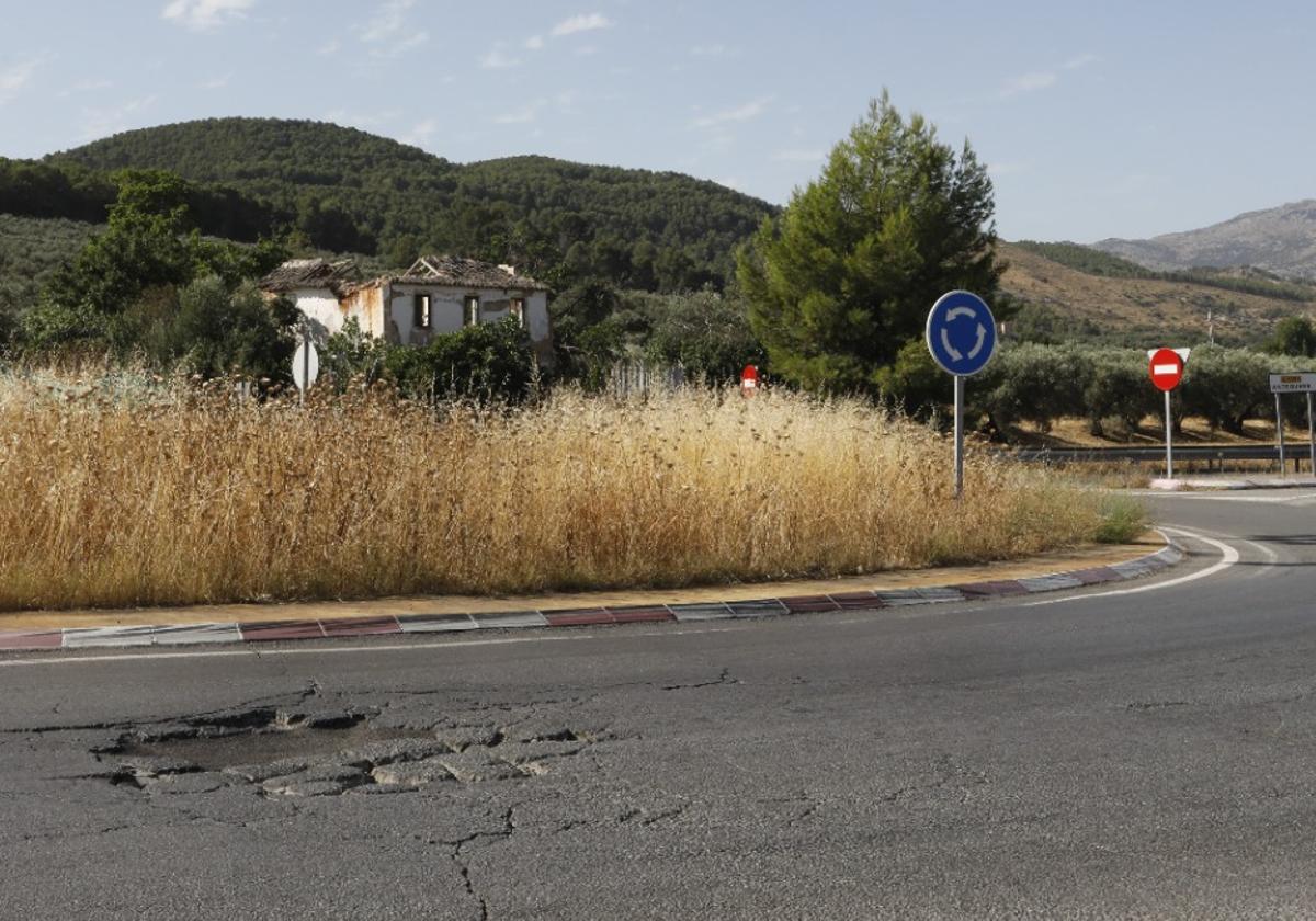 Situación de la calzada en la salida de la autovía A-45 hacia Antequera.