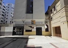 Plaza de la Misericordia, con el local que ocupará Los Delfines al fondo.
