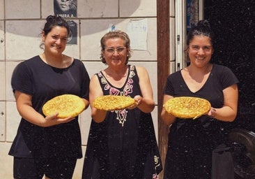 Más de 2.500 tortillas de patatas al año hechas a medida en El Palo en Málaga