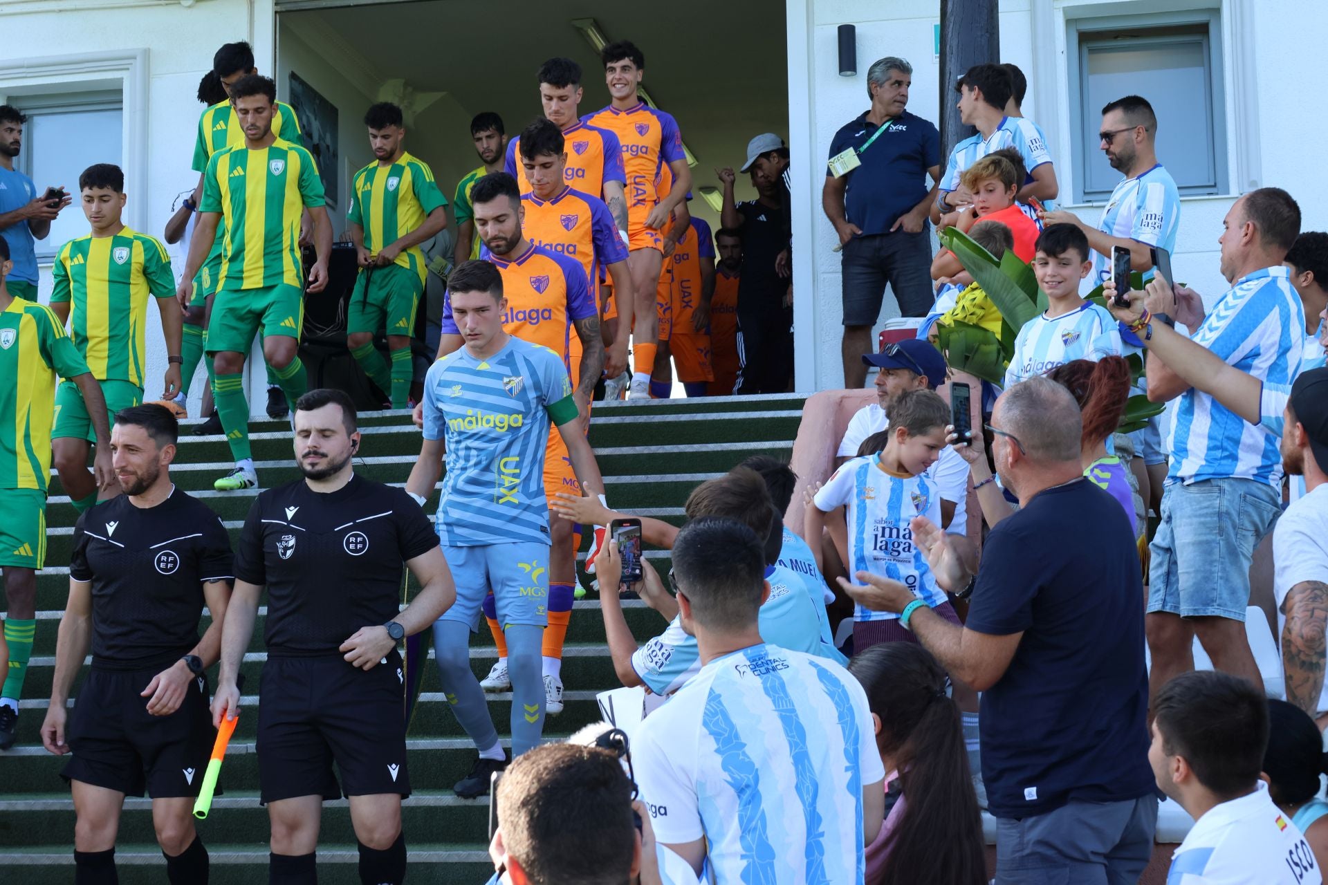 El partido entre Málaga y el Al-Wakrah en Marbella, en imágenes