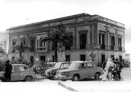 Antigua sede del Diario Sur en la Alameda de Colón.