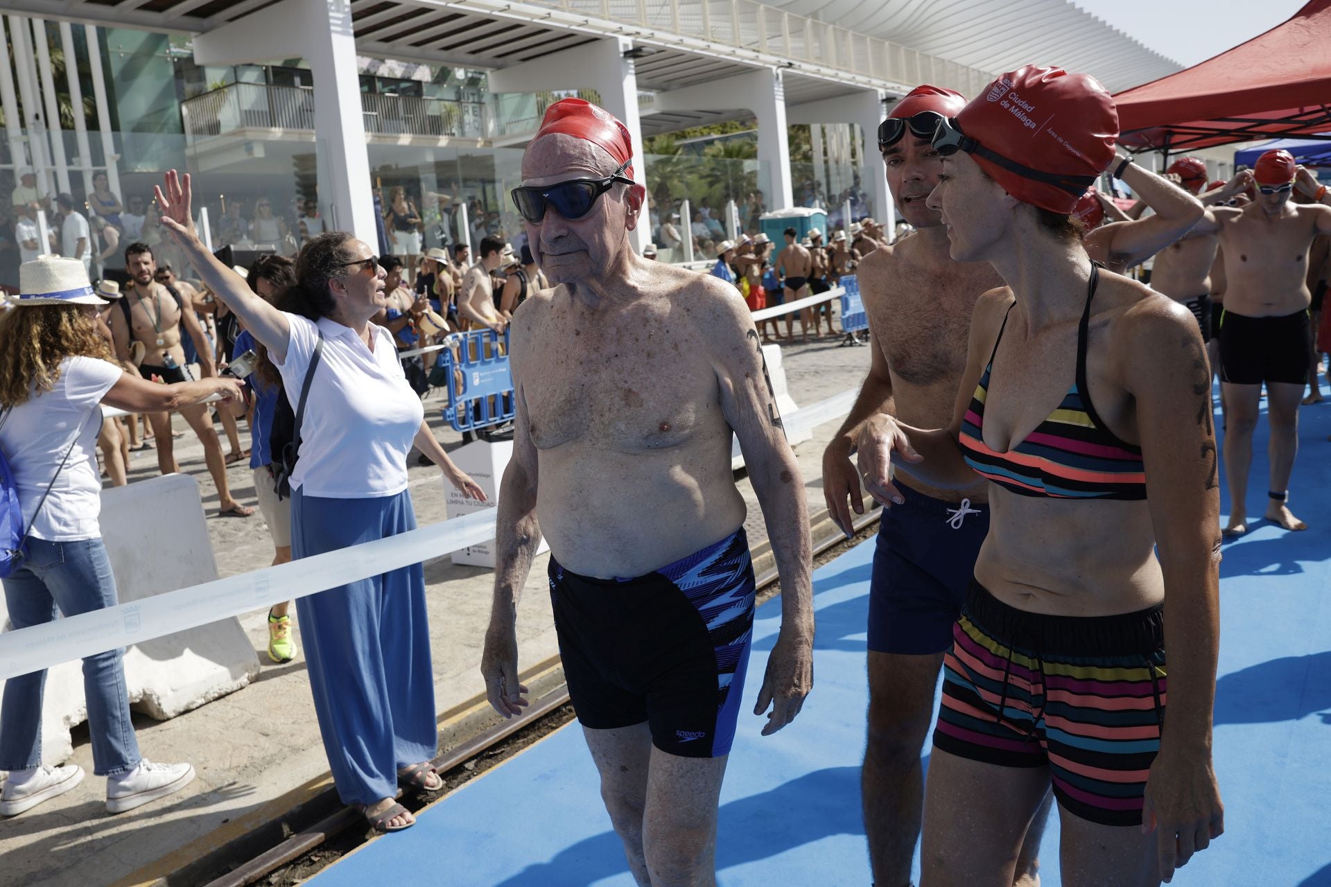 Travesía a nado del puerto, edición 65: más que un deporte, un estilo de vida