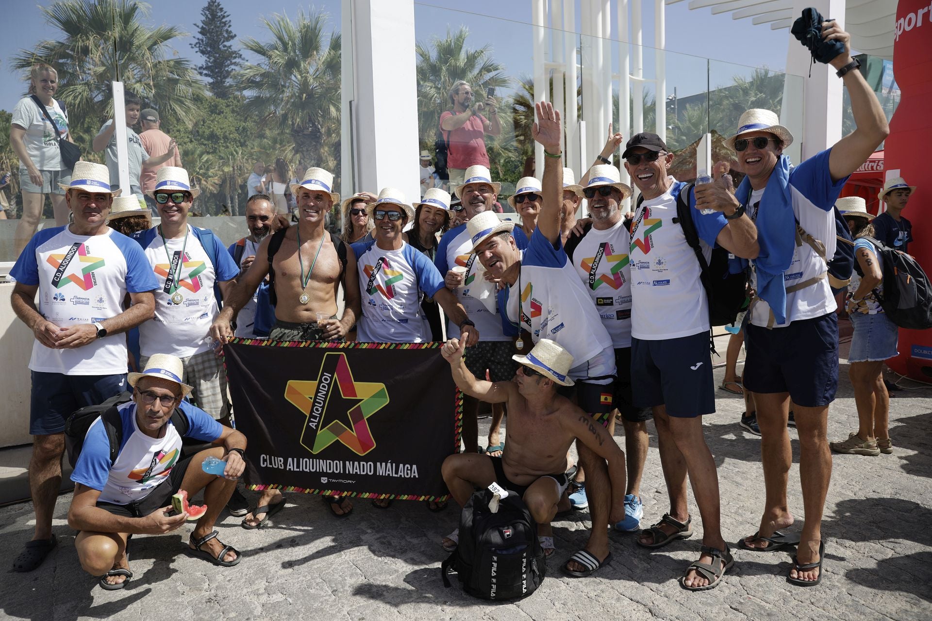 Travesía a nado del puerto, edición 65: más que un deporte, un estilo de vida