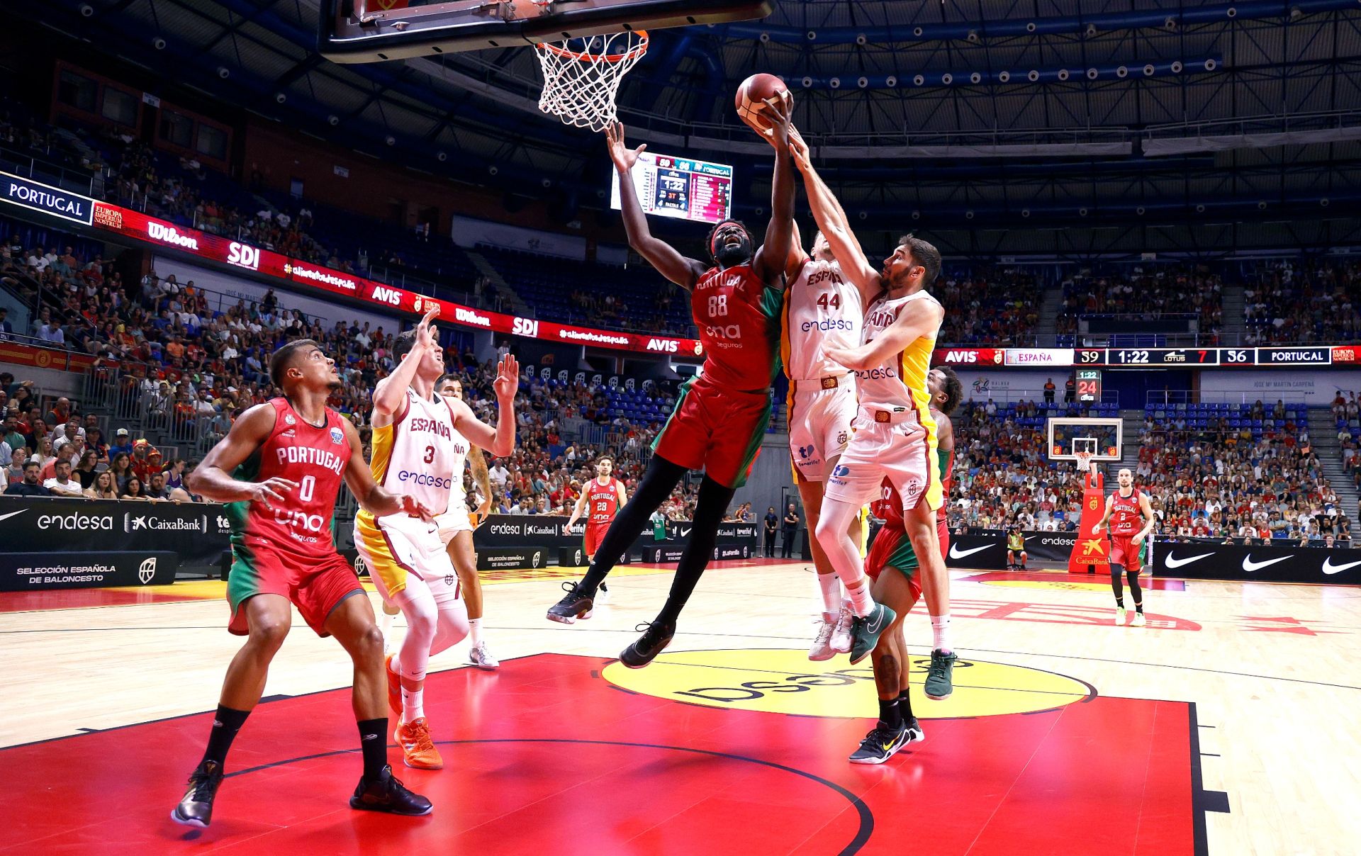 El España - Portugal en Málaga, en imágenes