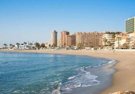 Muere una mujer de 60 años en la playa de Fuengirola