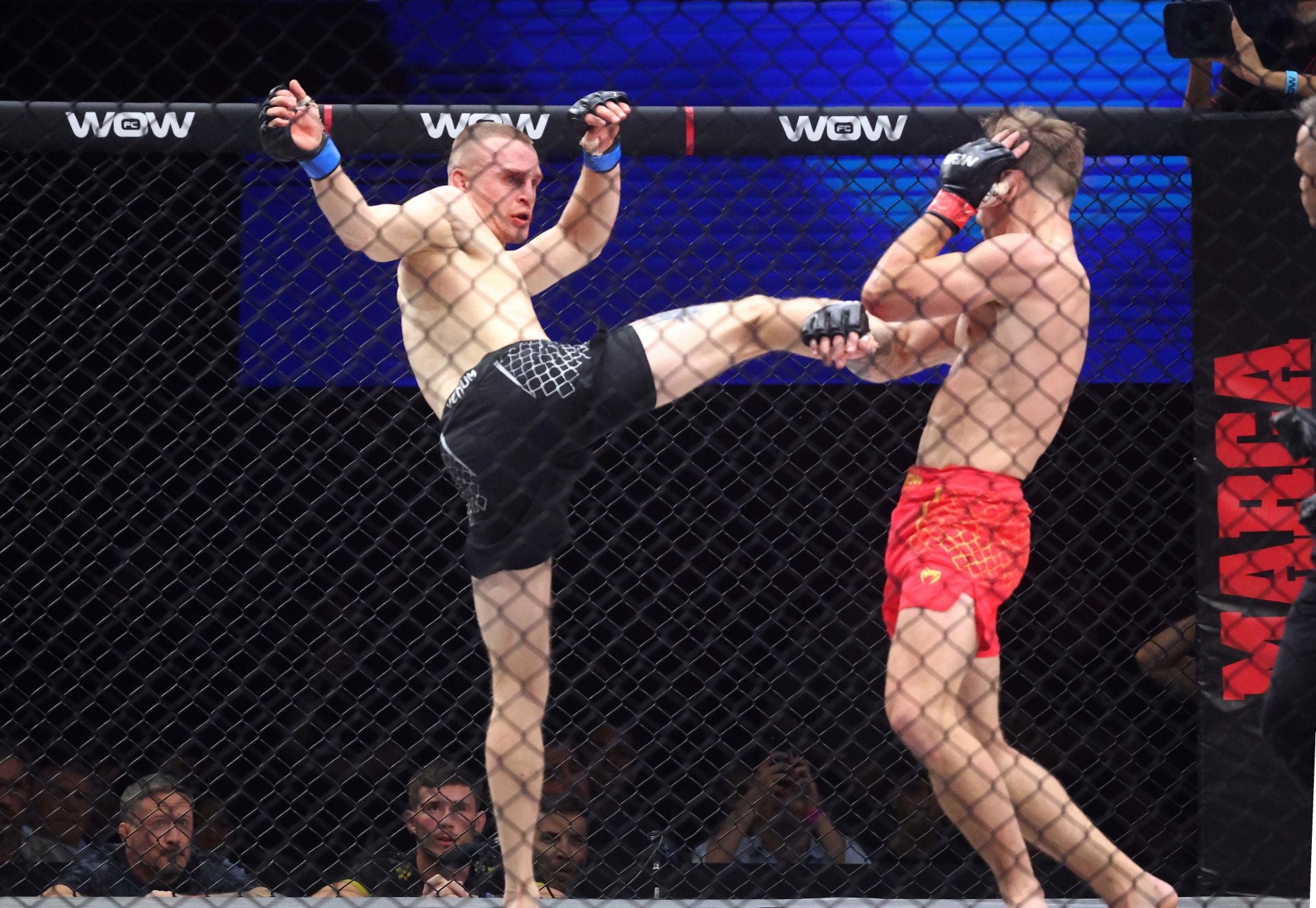 Brett Johns y Alexis Vera, los reyes del WOW 21 en Starlite