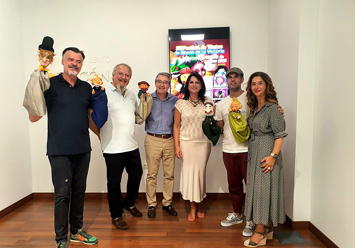 Presentación del festival en el Ayuntamiento rinconero.