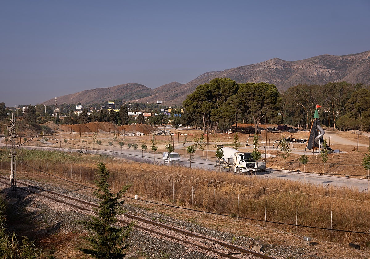 Estado de las obras para el parque del Benítez, todavía en plena ejecución.