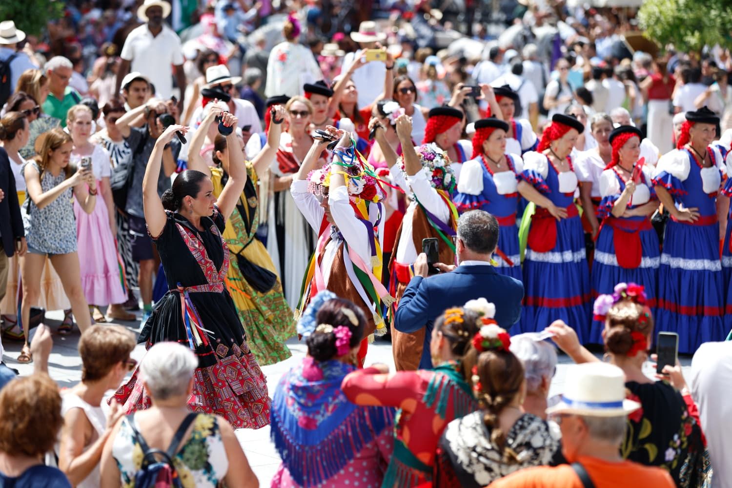 Las mejores fotos del sábado 16 en la Feria de Málaga