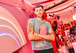 Dennis Moore en La Colega, caseta de la Feria de Málaga que anima cada tarde.