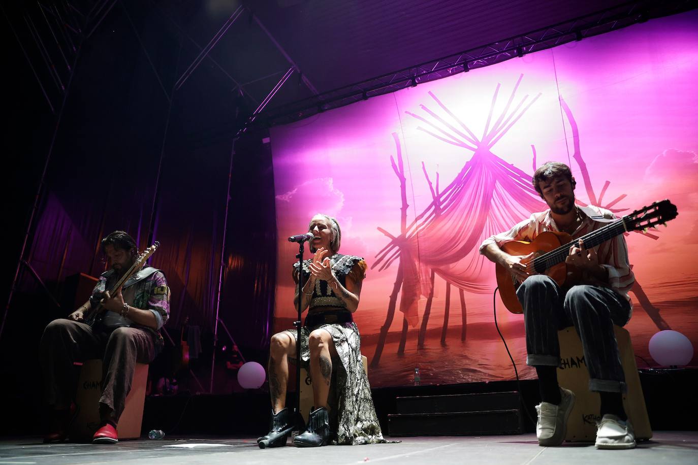 Las mejores imágenes del concierto de Chambao en la Feria de Málaga 2025