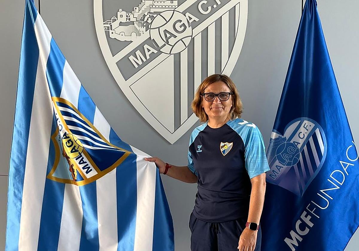 Estrella Díaz: «Me cortaba el pelo y jugaba al fútbol con los niños porque si no te llamaban de todo»