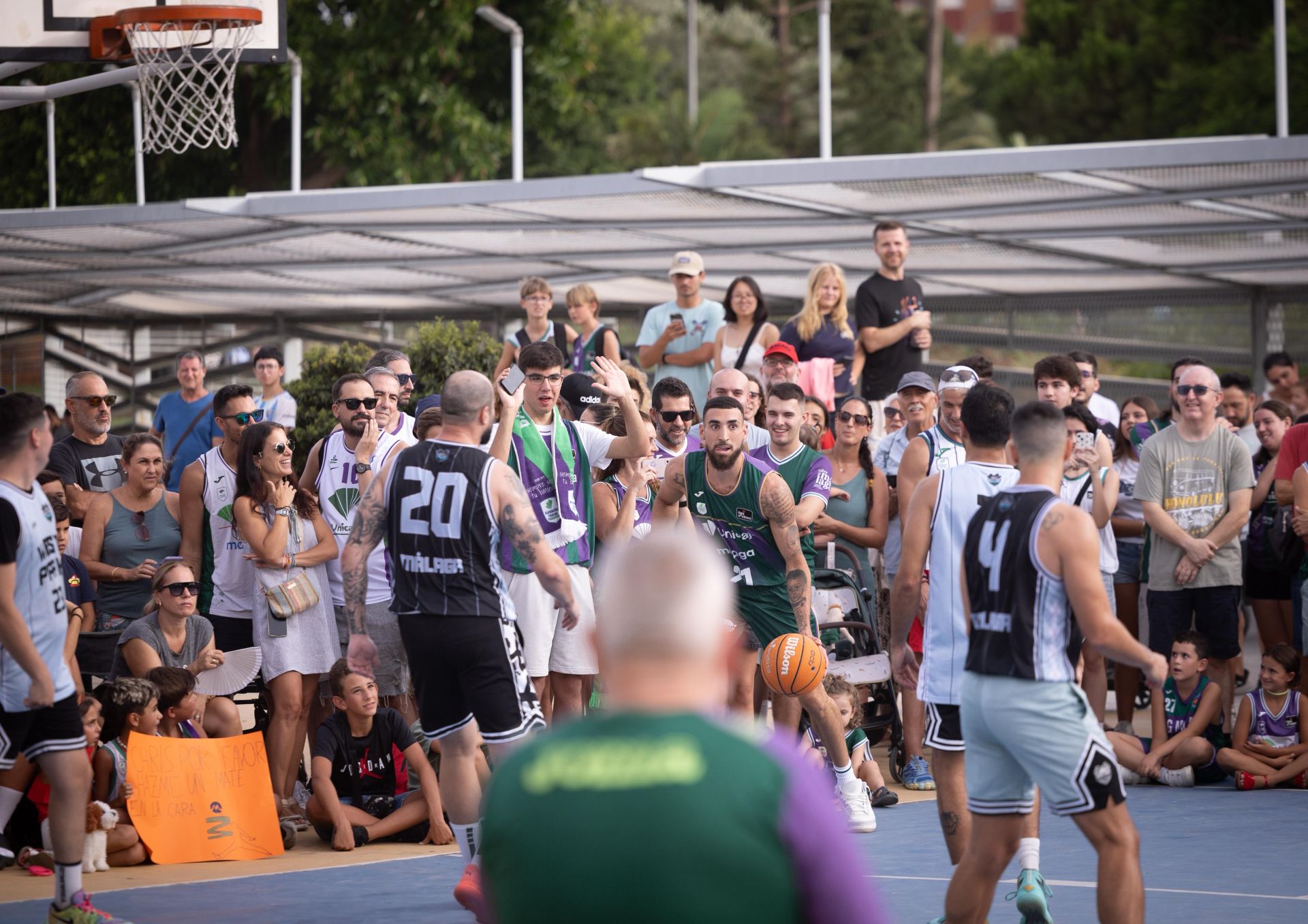 La presentación de Chris Duarte en Málaga, en imágenes