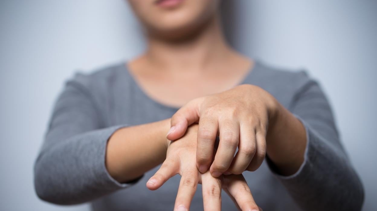 Denuncian un brote de «sarna incontrolado» en una residencia de mayores en Alhaurín de la Torre