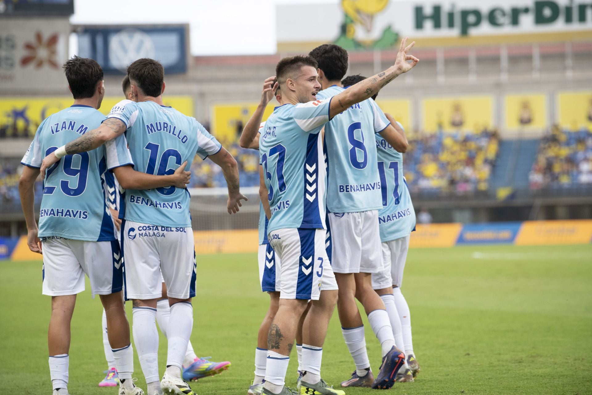 El partido Las Palmas- Málaga, en imágenes