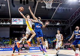 Mario Saint-Supéry firma ante Chipre su mejor actuación en el Eurobasket