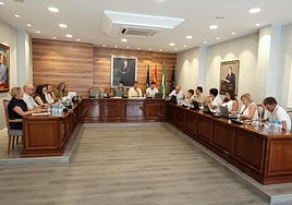 La Corporación Municipal reunida en pleno.
