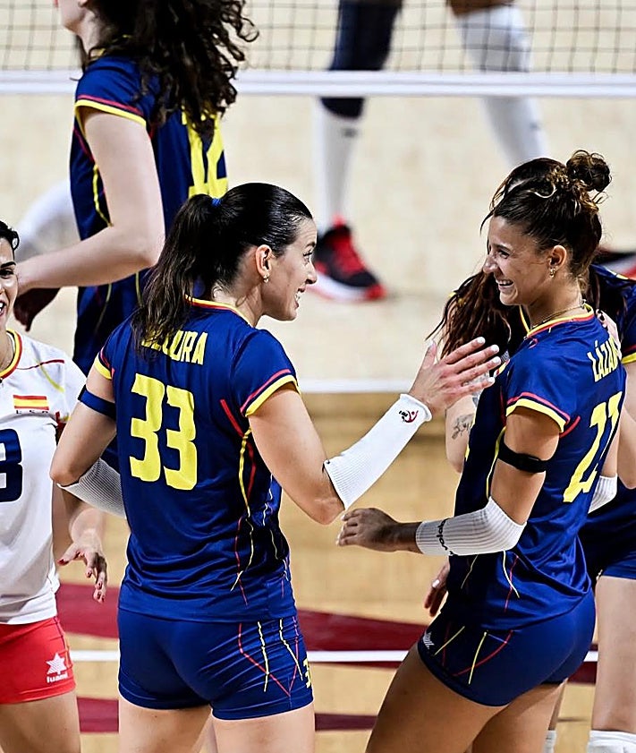 Imagen secundaria 2 - Raquel Lázaro: «Fuimos al Mundial con dos objetivos: competir y que se hable de nosotras»