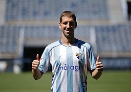 Darko Brasanac aparece en la sala de prensa en la comparecencia de Loren Juarros.