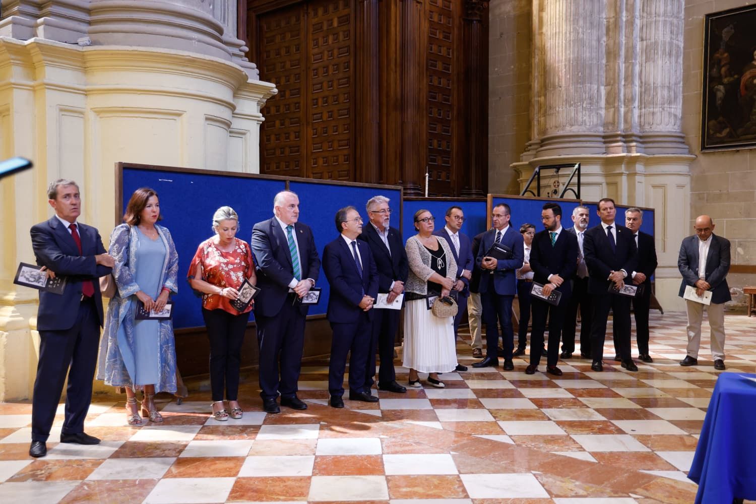 El nuevo trono procesional para la Virgen de la Victoria, en imágenes