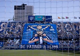 El Málaga muestra un mosaico en el último partido de la temporada pasada.