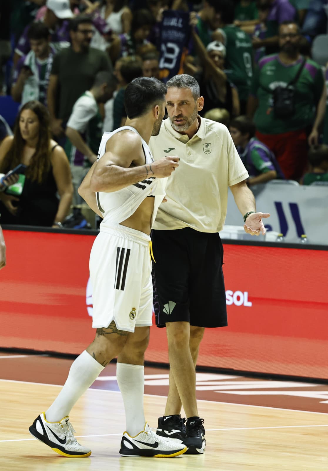 Fotos de la final del Torneo Costa del Sol Unicaja-Real Madrid