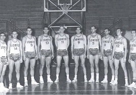 Plantilla del Ignis Varese que ganó la primera edición oficial de la Copa Intercontinental en 1966.