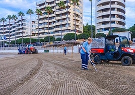 El servicio de mantenimiento de playas funcionará durante todo el año.