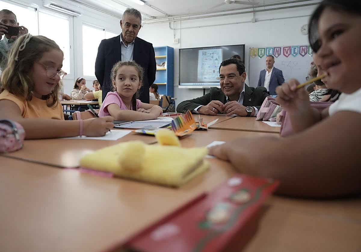 La Junta de Andalucía anuncia una inversión de 85 millones para mejorar la climatización en centros educativos públicos