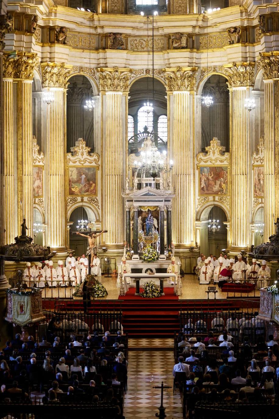 José Antonio Satué toma posesión como nuevo obispo de Málaga