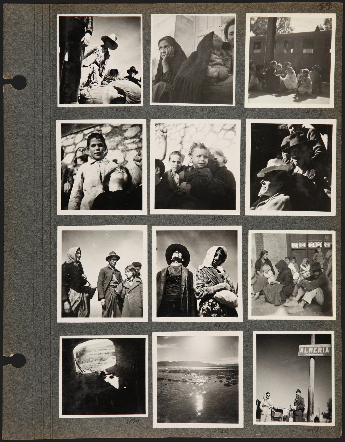 Imagen - Las hojas 58 y 59 del álbum de Namuth y Reisner se corresponden con las de los huidos de la Desbandá malagueña.