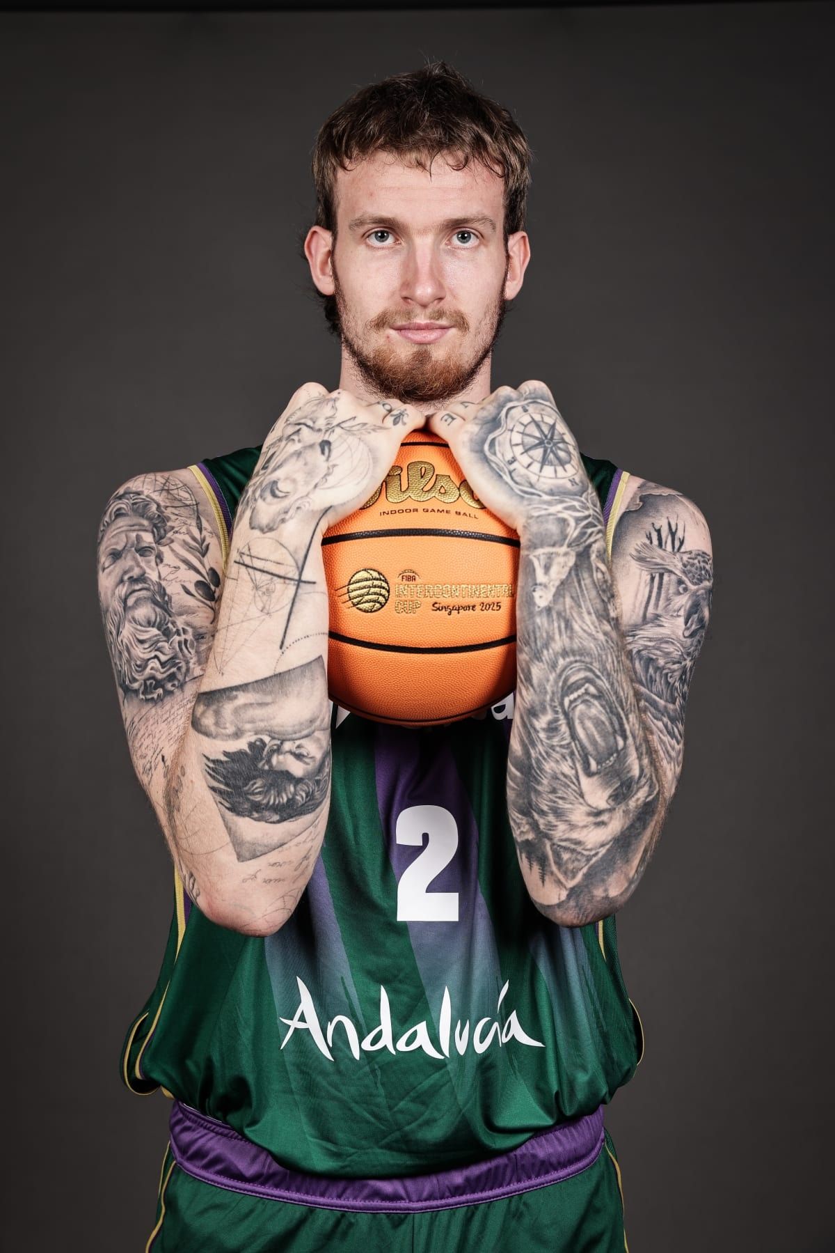 Primera foto oficial de temporada del Unicaja en Singapur