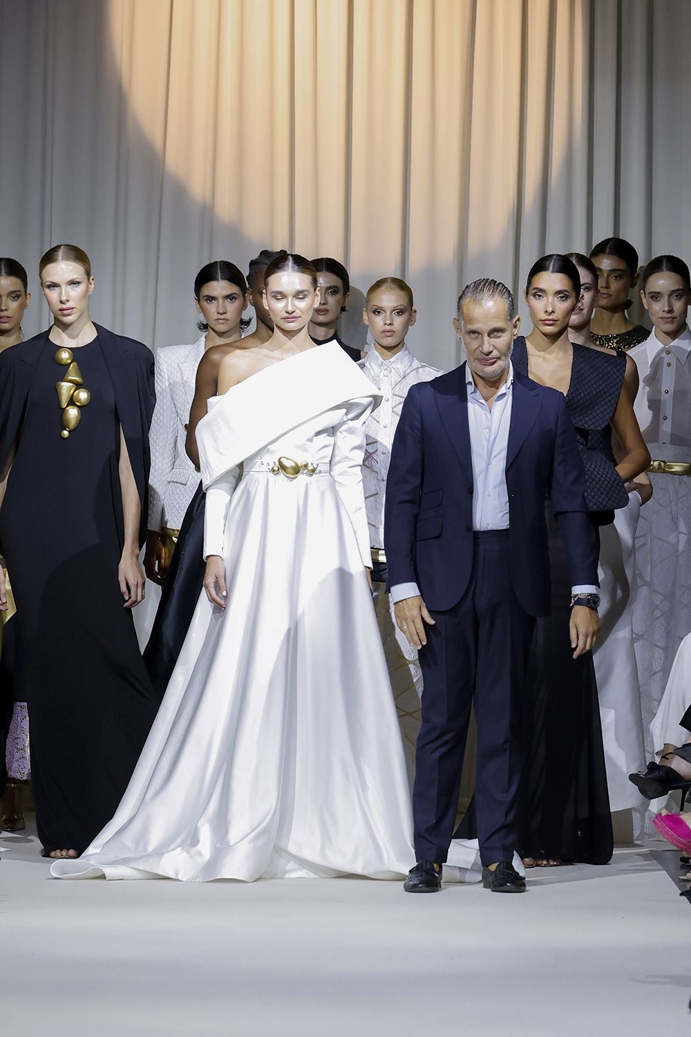 Las propuestas del malagueño Rafael Urquizar en la Mercedes-Benz Fashion Week Madrid