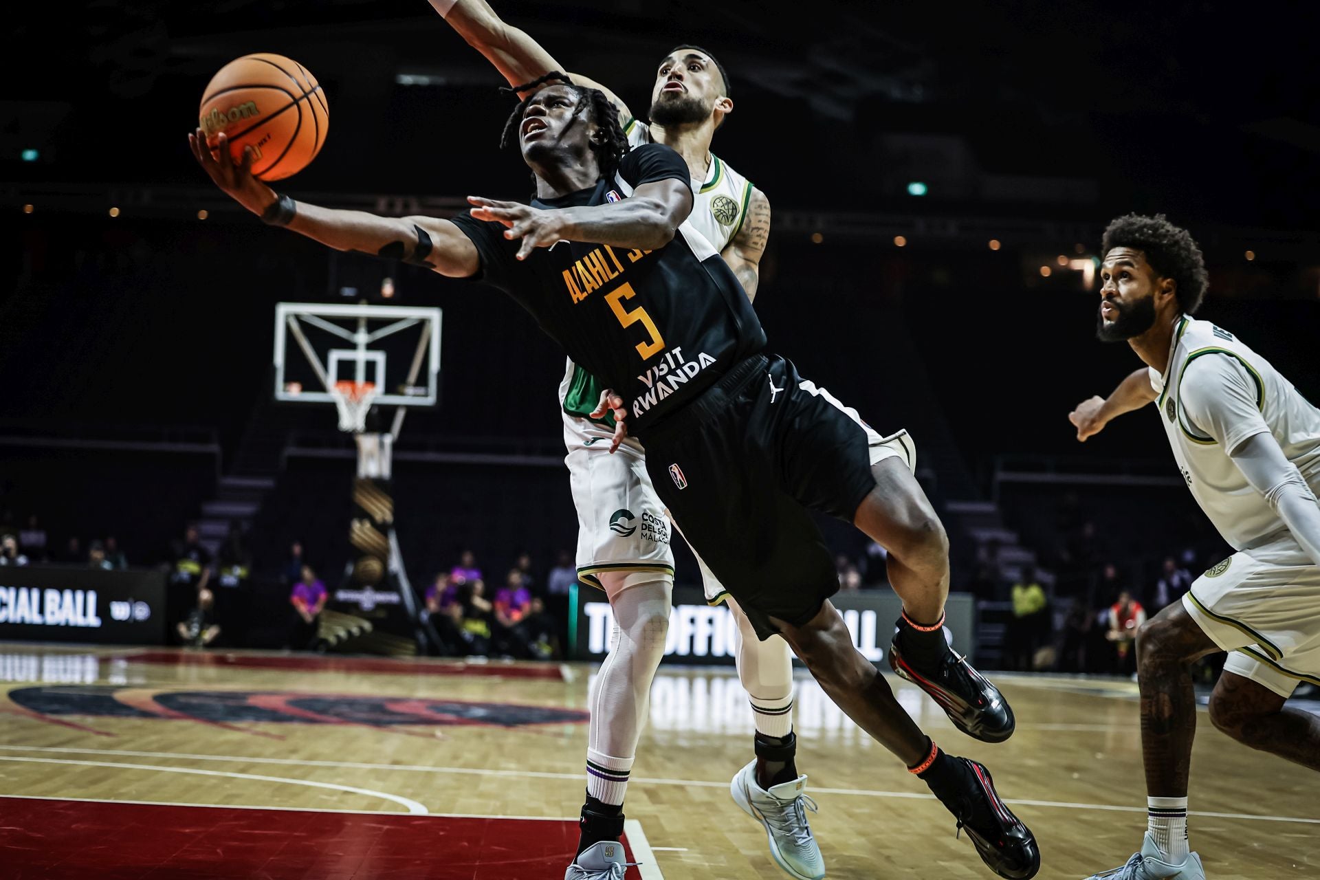 El Alahli - Unicaja en la Copa Intercontinental en Singapur, en imágenes