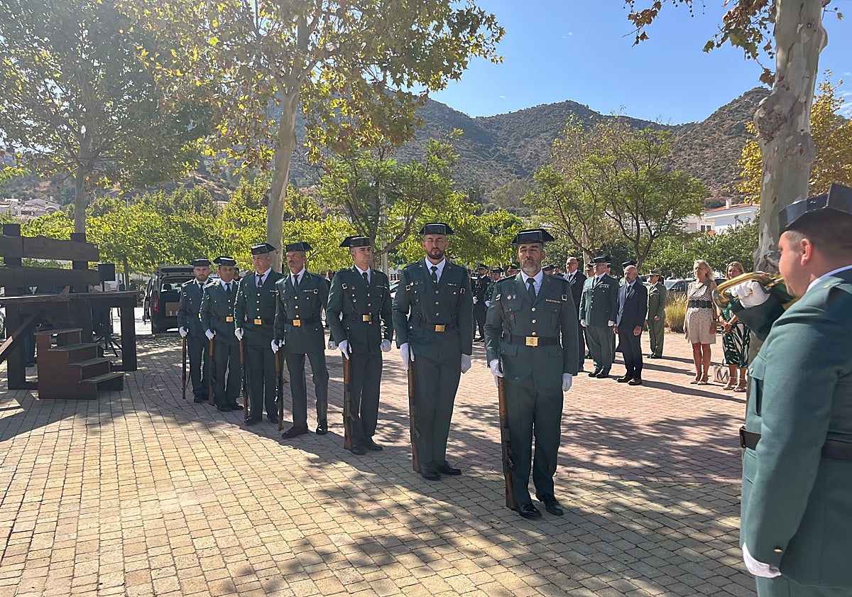 Imagen principal - Momentos del acto.