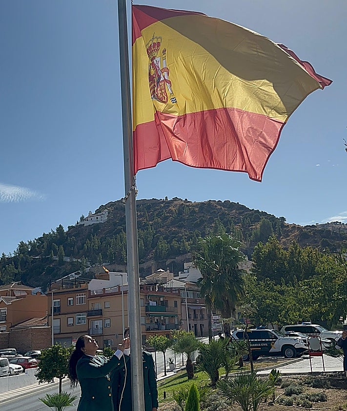 Imagen secundaria 2 - Momentos del acto.