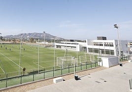 El espacio reservado para la futura residencia de jugadores en la ciudad deportiva es la pastilla a la izquierda de los edificios ya construidos.