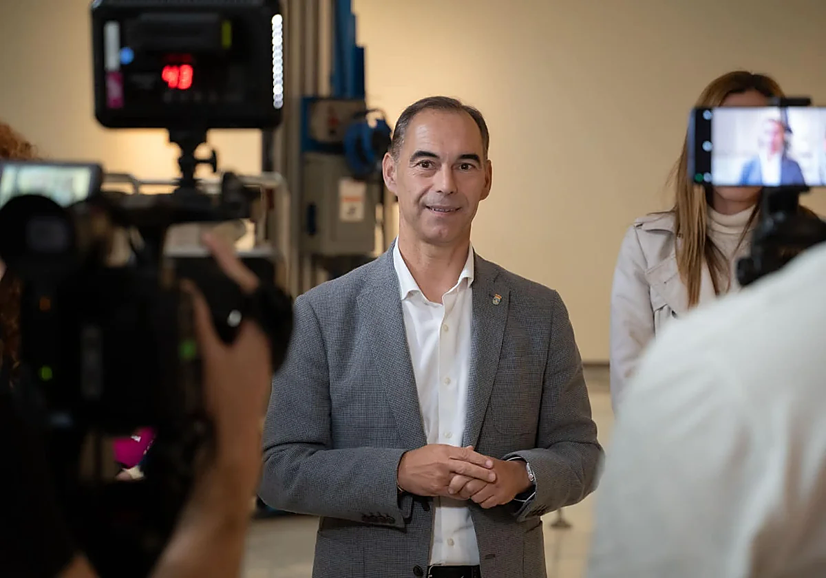 El alcalde de Benalmádena, Juan Antonio Lara.