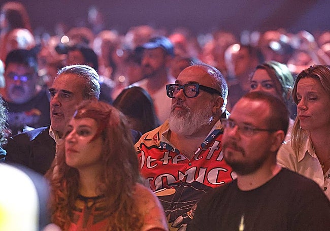 Álex de la Iglesia, entre el público de la gala inaugural.