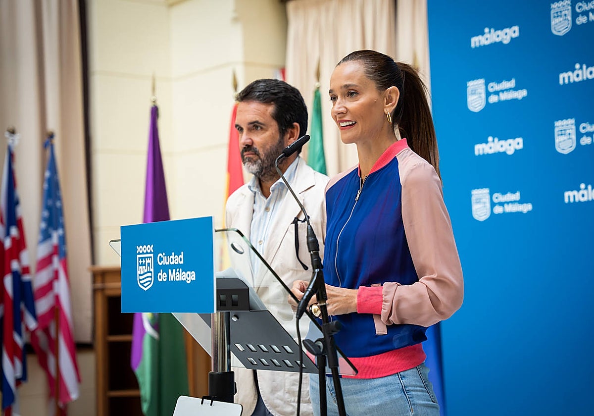 Los concejales Elisa Pérez de Siles y Jacobo Florido.