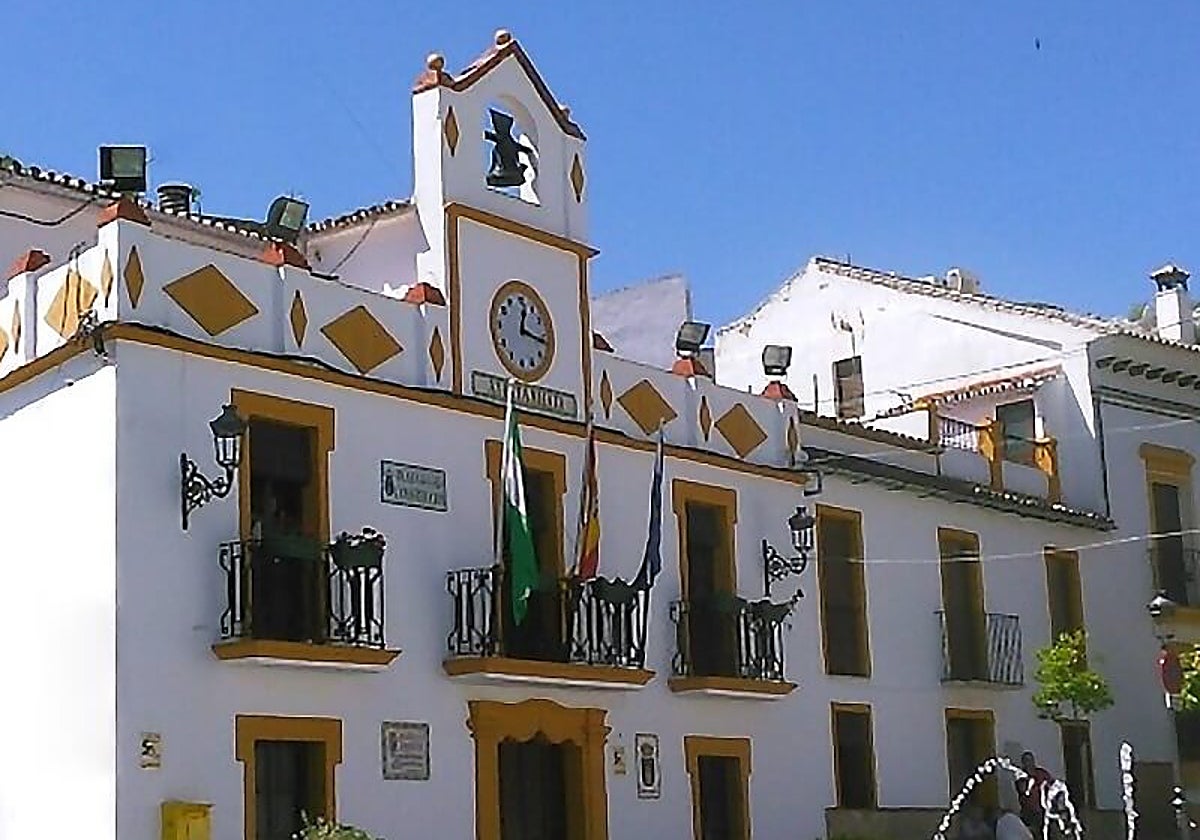 Fachada del Ayuntamiento de Montejaque.