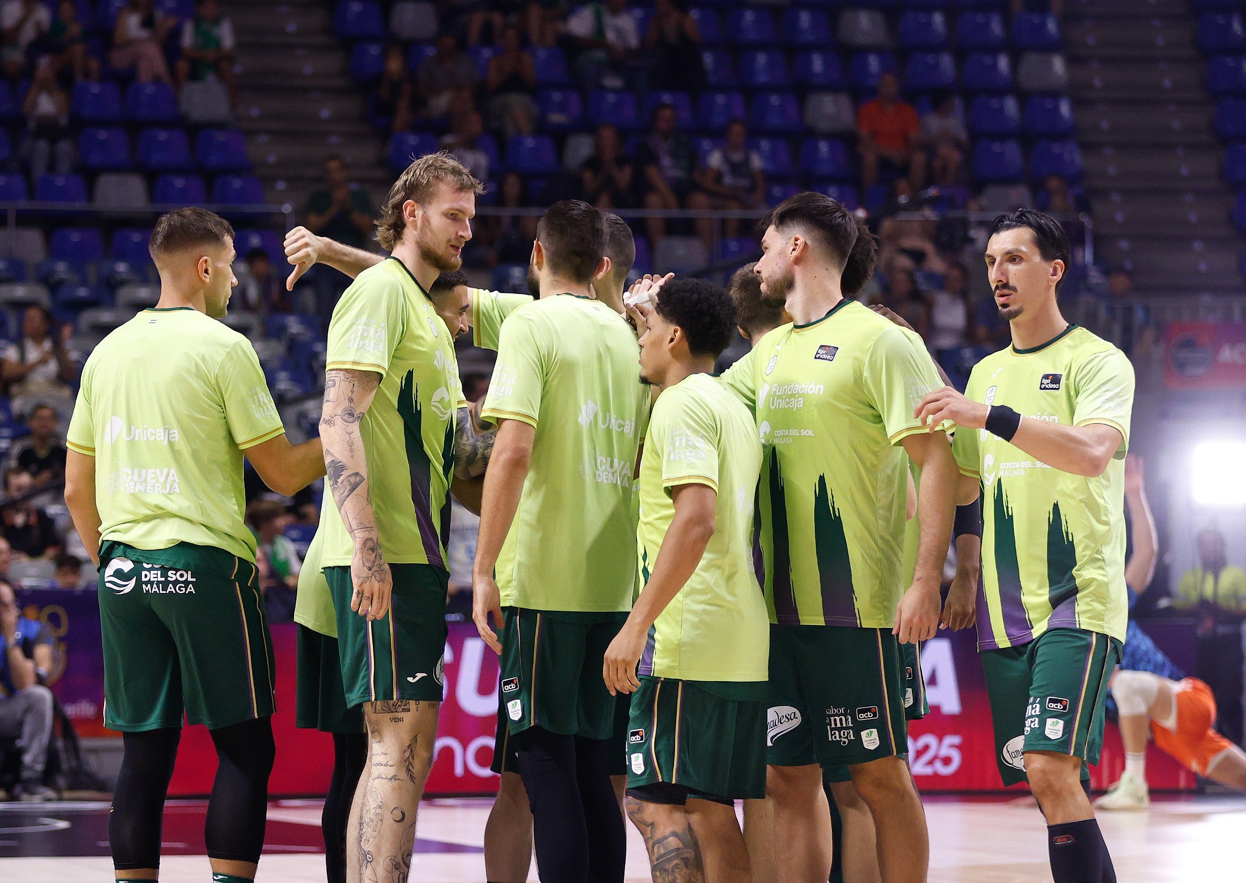 Unicaja-Valencia Basket: las mejores fotos de la semifinal de la Supercopa 2025