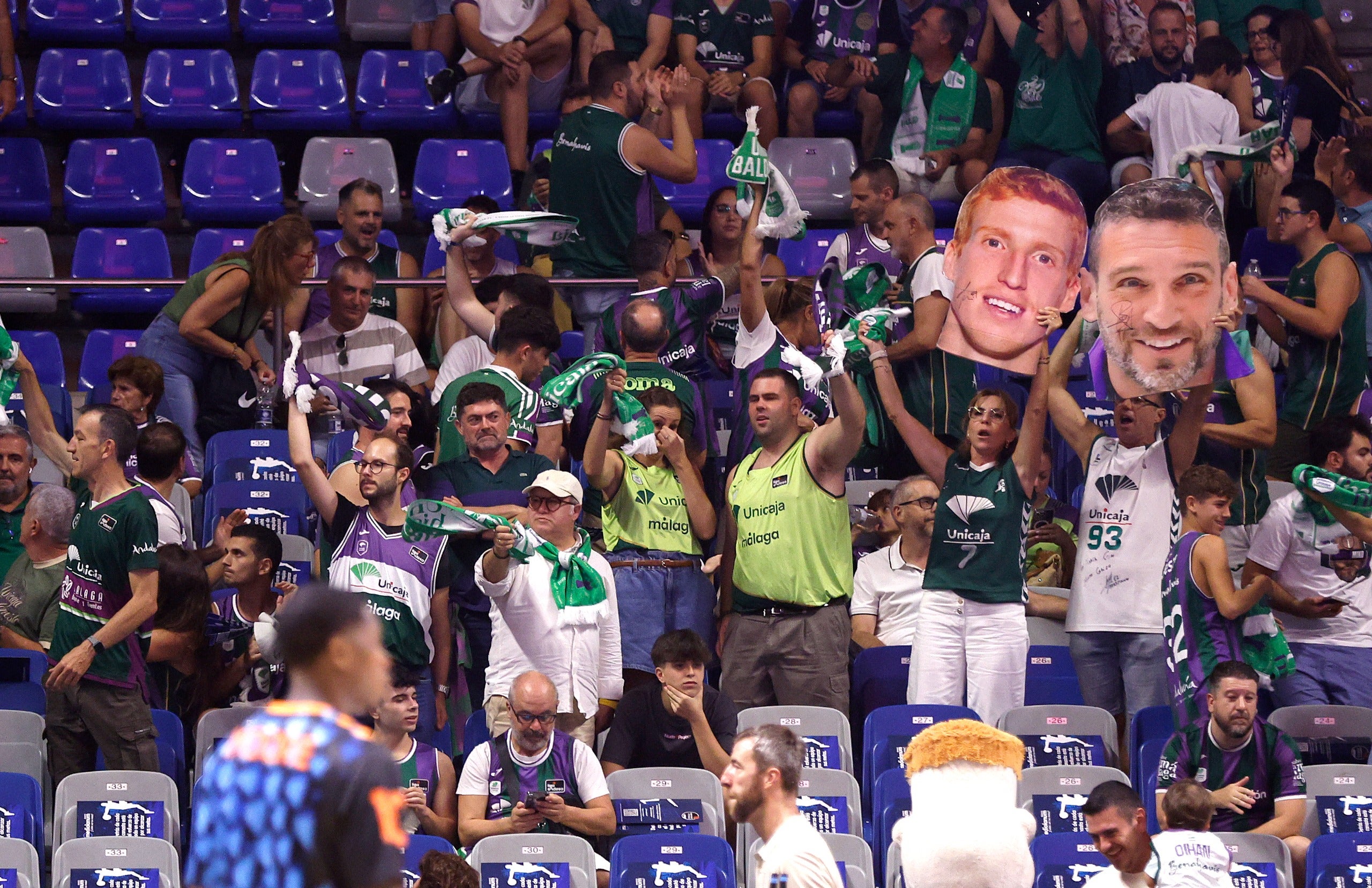 Unicaja-Valencia Basket: las mejores fotos de la semifinal de la Supercopa 2025