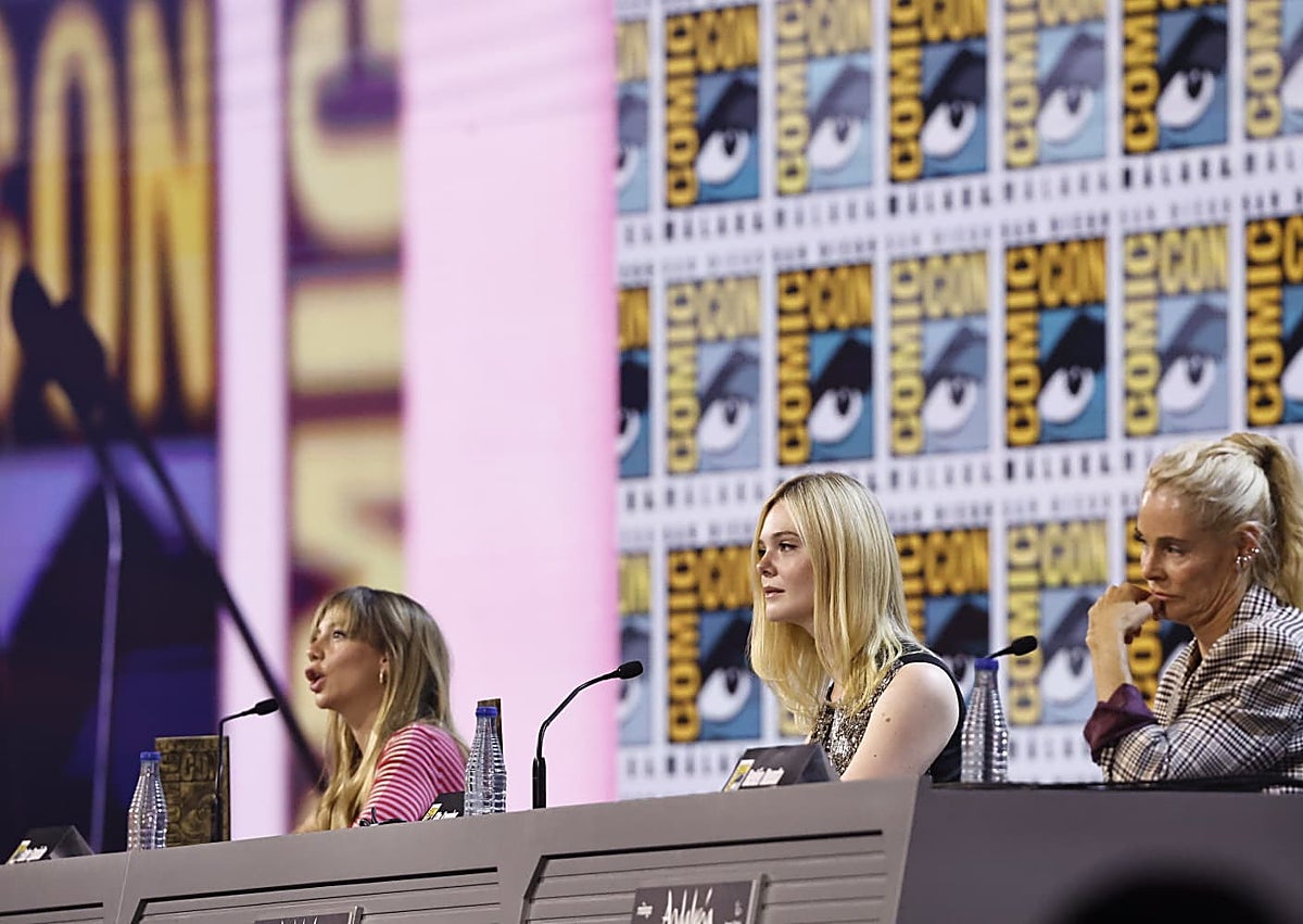 Imagen secundaria 1 - Ester Expósito confiesa en Comic-Con Málaga el mítico director con el que le gustaría rodar